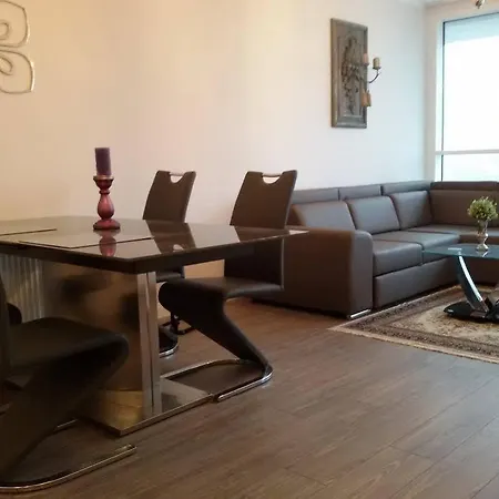 I.m.a Towarowa アパート *