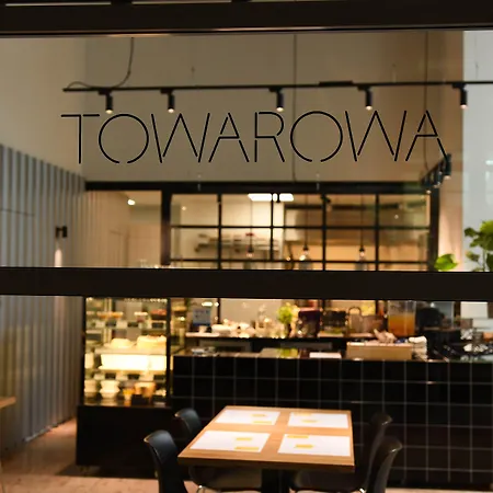 I.m.a Towarowa アパート *