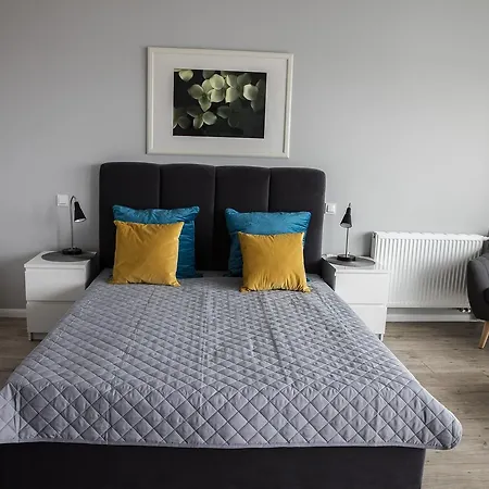 I.m.a Towarowa アパート