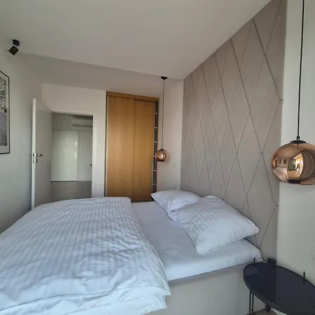 I.m.a Towarowa Apartman *