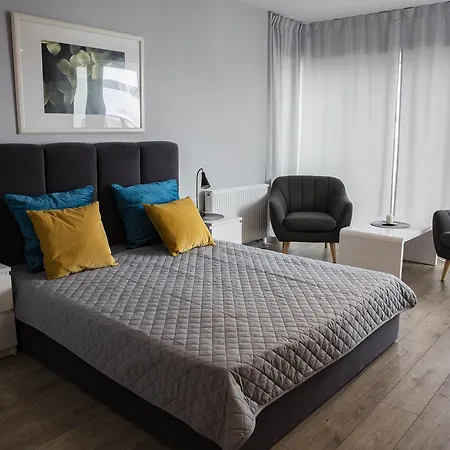 I.m.a Towarowa Apartman *