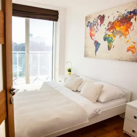 Apartment Apartamenty I.M.A Towarowa